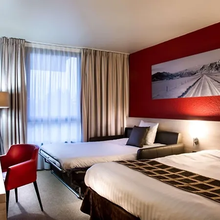 Western Porte Du Forez Otel