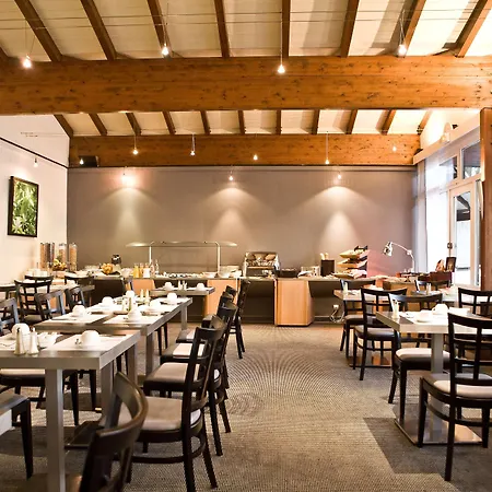 Western Porte Du Forez Otel